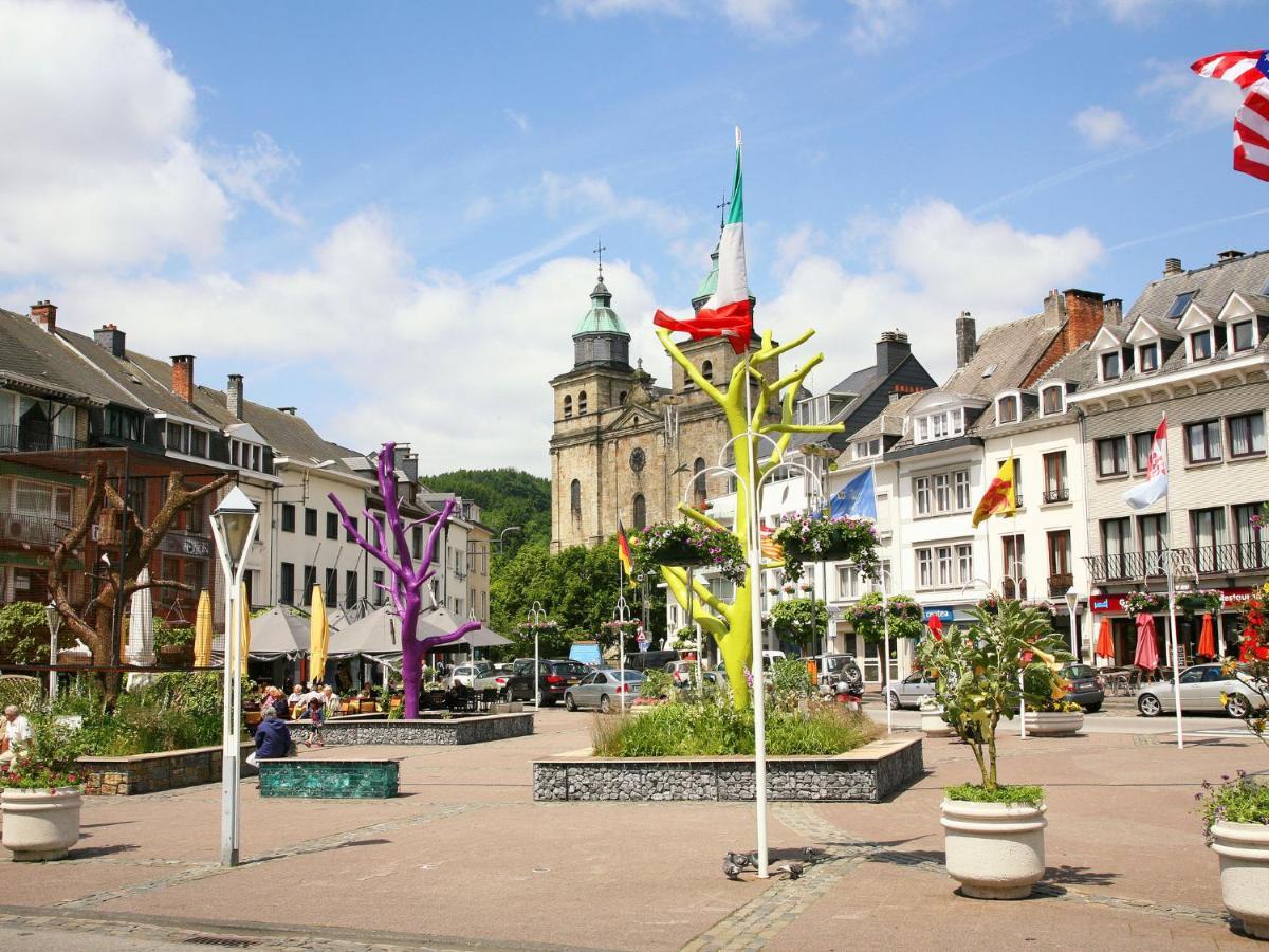 Luxury Apartment In Malmedy With Bubble Bath Ruang foto