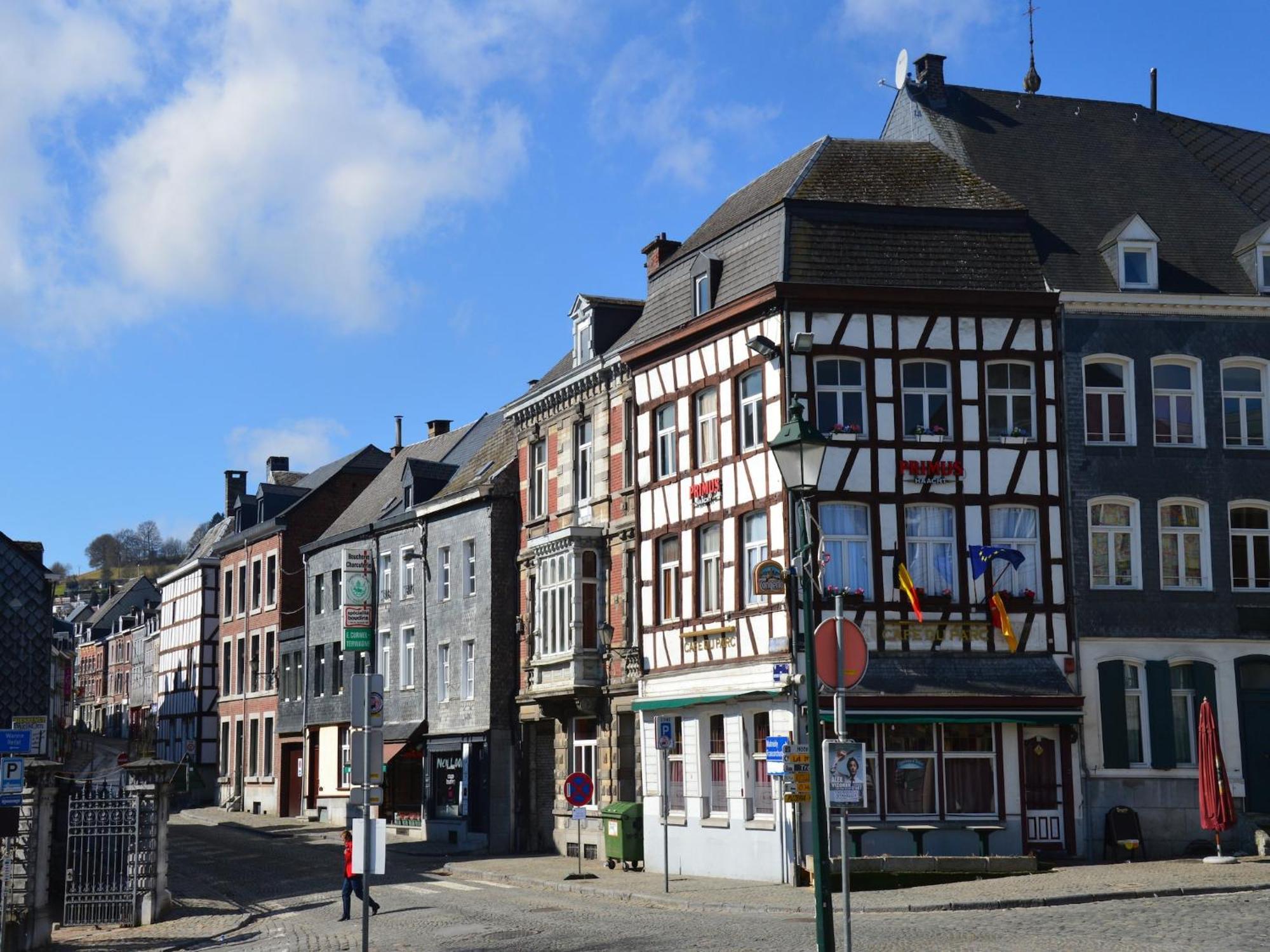 Luxury Apartment In Malmedy With Bubble Bath Bagian luar foto